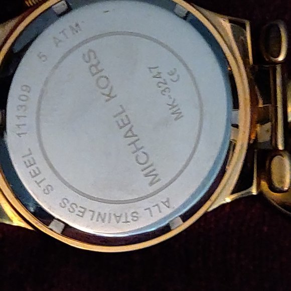 Amaze-Zing (B4) Sale!! SP#212 Michael Kors Watch - Picture 4 of 9